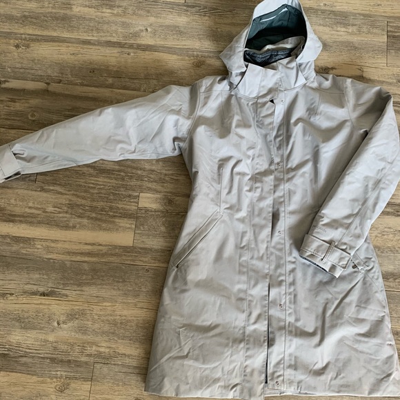 women's torrentshell 3l city coat